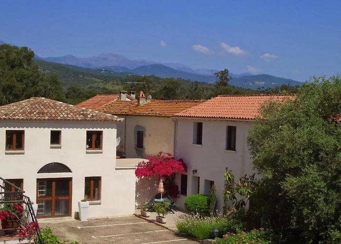 La - 3 Etoiles Superieur - & 3* סארי סולנזארה