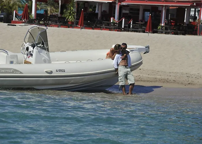 La - 3 Etoiles Superieur - & מלון סארי סולנזארה