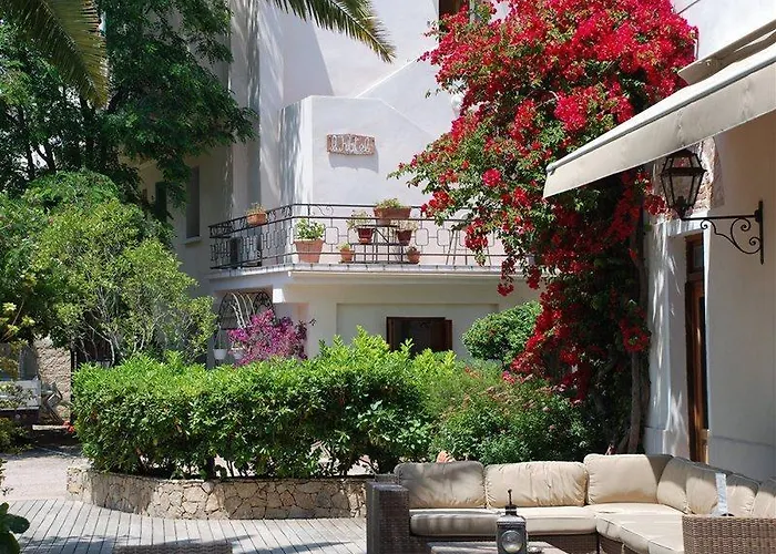 La - 3 Etoiles Superieur - & 3* סארי סולנזארה