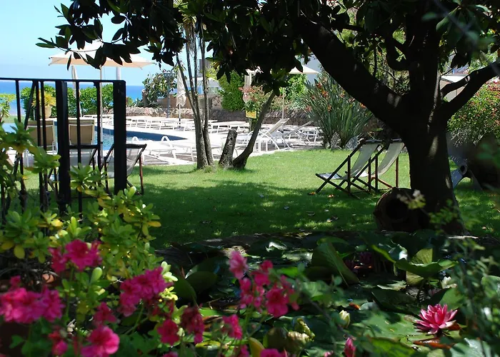 La - 3 Etoiles Superieur - & 3*