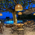 La - 3 Etoiles Superieur - & Hotel 3*