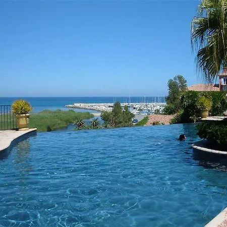 La Solenzara & & Hotel 3*