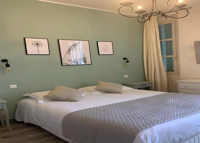 La - 3 Etoiles Superieur - & Hotel 3*