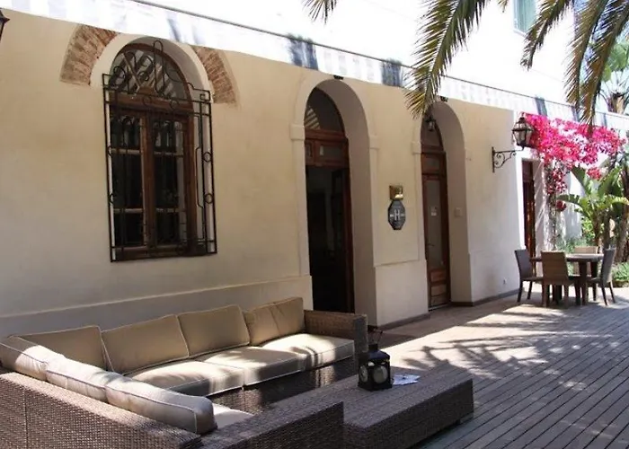 La - 3 Etoiles Superieur - & Otel 3*