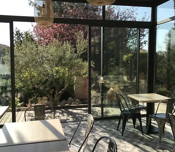 La - 3 Etoiles Superieur - & Otel 3*